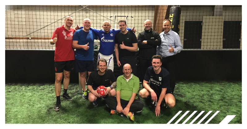 Einen tollen Abend hatte ein Teil der Vero-Mannschaft diese Woche beim gemeinsamen Indoor-Fußball-Event!