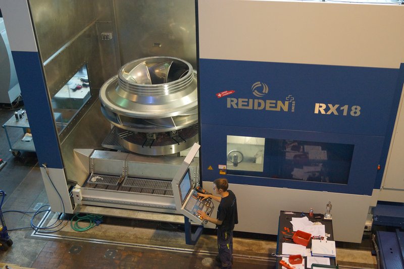 REIDEN RX18, 5-Achsen Bearbeitungszenter, Baujahr 2014

