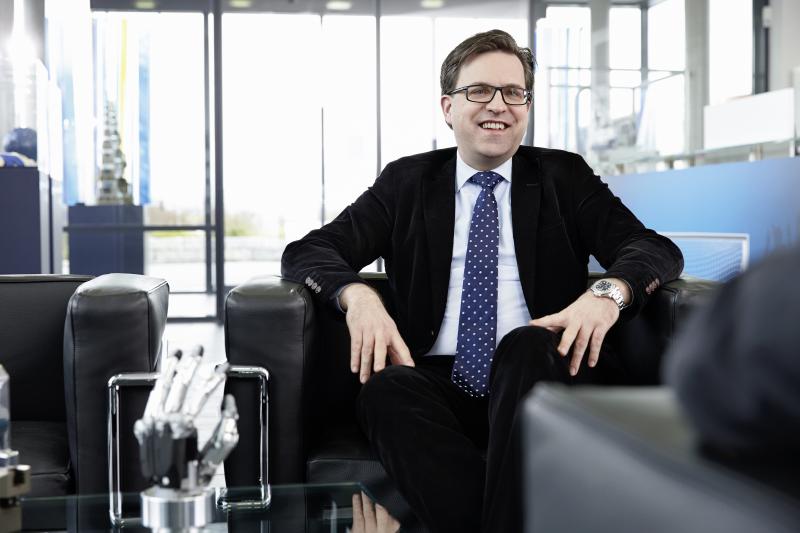 Henrik A. Schunk
Geschäftsführender Gesellschafter, CEO 
SCHUNK GmbH & Co. KG, Lauffen/Neckar Bild: SCHUNK