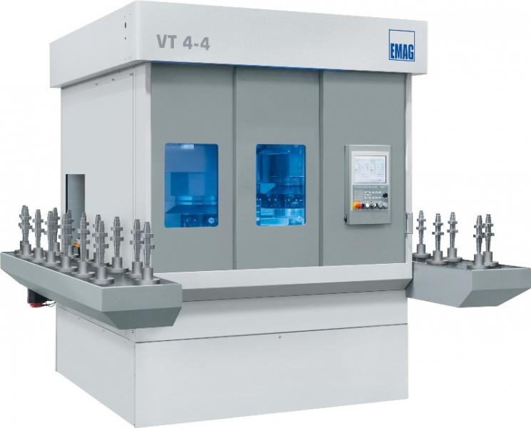 Die VT 4-4 ist eine 4-achsige Wellendrehmaschine für Wellen bis 1.050 mm Länge und 200 mm Durchmesser.
