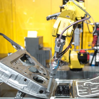 FANUC liefert 3500 Roboter an Münchener Automobilkonzern