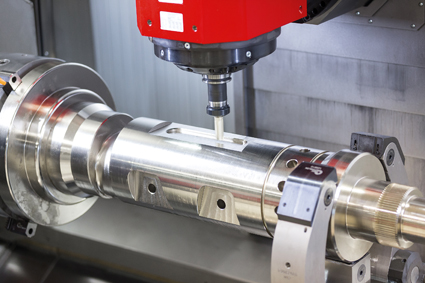 Combined machines such as the HYPERTURN 100 Powermill reflect the successful merger of the best of both machining worlds implemented jointly by developers from different Emco locations.