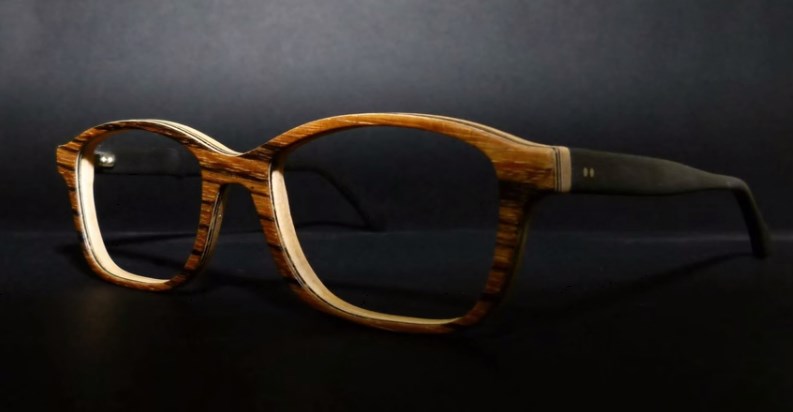 Designerbrille cnc gefräst/hergestellt aus Holz