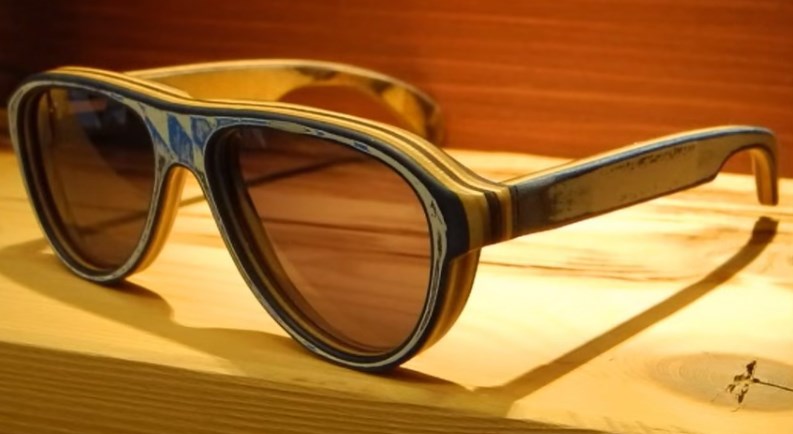 Holzbrille fräsen/herstellen Designerbrille/Nerdbrille/Unikat aus Holz