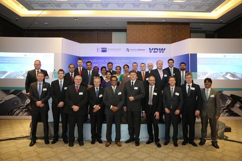 Erfolgreiches VDW-Symposium in Indien. Gruppenbild der deutschen Delegation