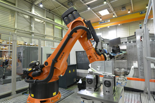 Der VDW hat einen flexibel anwendbaren Standard formuliert, mit dem Roboter oder andere Werkstück-Trägersysteme einfach in ein Fertigungssystem integriert werden können.

