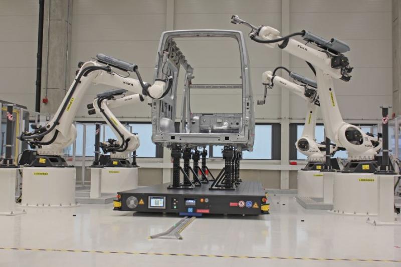 Using automated robots complete bodies-in white are measured optically in record breaking times of under two hours