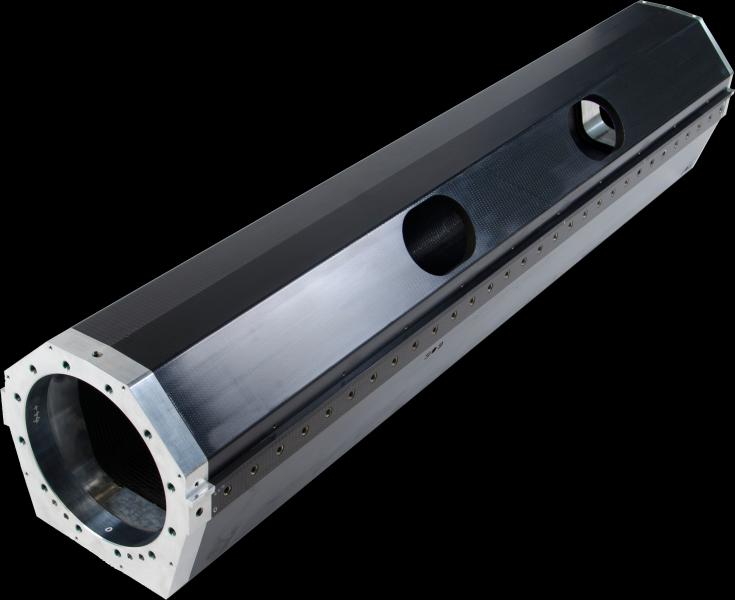 Stahlersatz: Der Einsatz von CFK senkt die
Masse der Z-Achse um 60 Prozent.