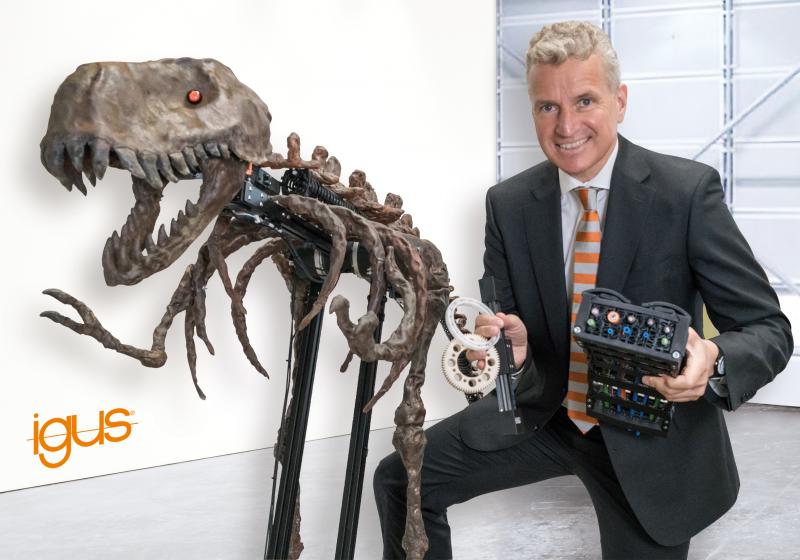 Metal in the morning, plastic in the evening - The playful metal dinosaur ''Rusty'' embodies this mission. Live on the booth in Hannover, igus will be producing new tribo injection-moulded parts using printed tools within a mere eight hours. CEO Frank Blase will be showing further new motion plastics products such as 3D-printed gear wheels and bionically inspired strain relief components.