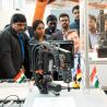 Eine weite Reise: 80 Low-Cost Roboter von igus für die Forschung an indischen Hochschulen