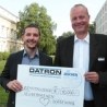DATRON AG und SV Darmstadt 98 unterstützen „Neugeborenen Herzscreening“ und spenden € 10.000